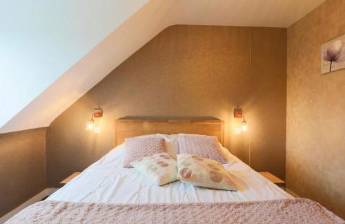 Le clos du Verdelet vue mer piscine - Photo 12