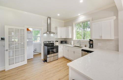 Updated Greenville Home with Backyard! - Foto 5