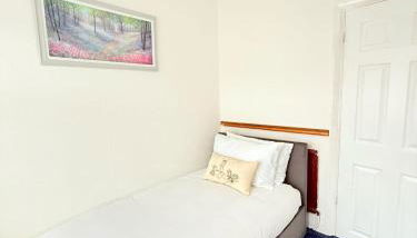 Luxury House in Ilford 21 minute Train journey from Central London - Foto 4
