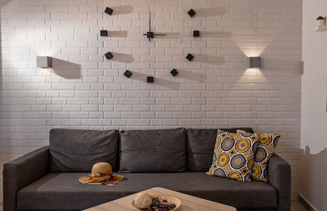 Castello Apartments - Photo 38