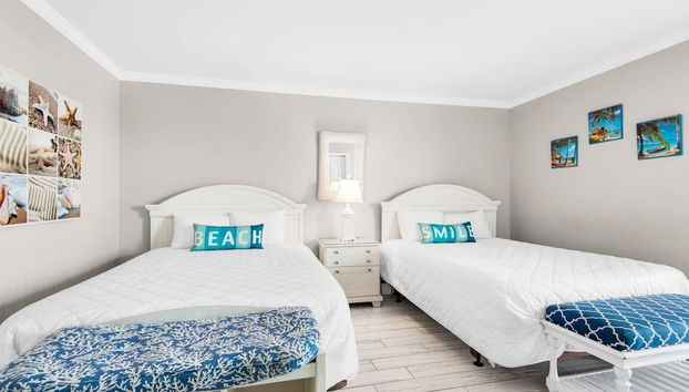 Edgewater Tower 3-1012 - Photo 2, Chambre