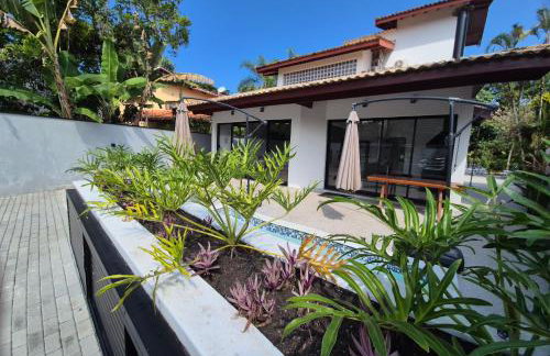 50m praia Cond pé na areia Alto padrao 4 suites Segur 24h Costa do sol Guaratuba Bertioga prox Riviera - Foto 1