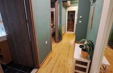 Billie's guest house - Photo 12