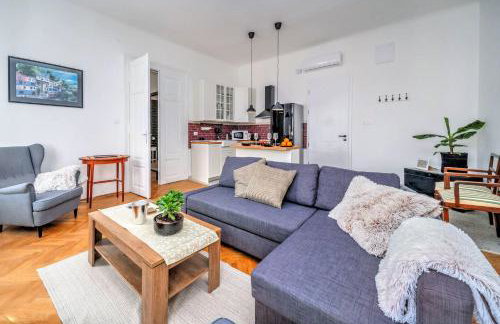City Soul Apartment - Happy Rentals - Photo 20