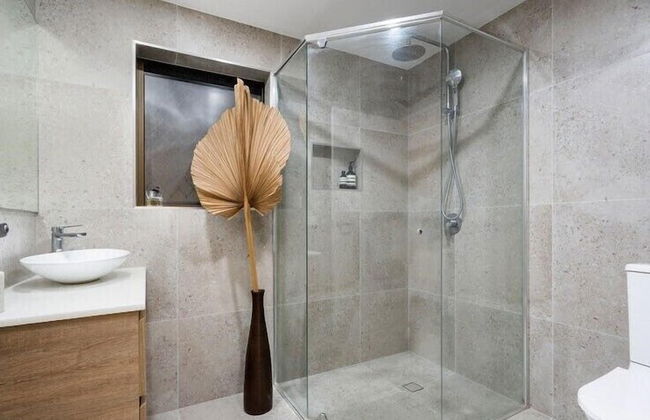 Currumbin Escape 2 BDR Water Views - Photo 11