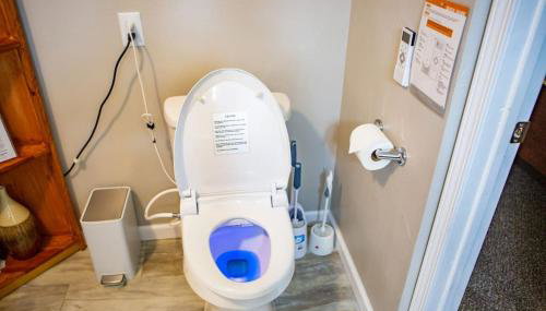 Moon River Smart-Suite near Interstate 44 and Airport - Photo 4