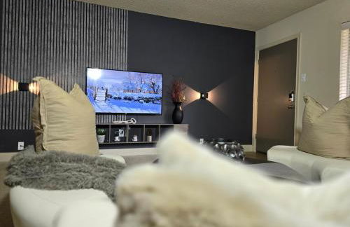 Stylish Galleria Condo 2BR 2BA Saltwater Pool Marquee Uptown - Foto 32