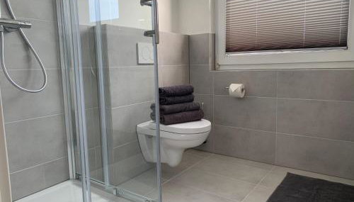 FEDDERSEN LIVING Moderne Ferienwohnungen - Gemütlich - Netflix - Voll ausgestattet - Waschmaschine - zentral gelegen - Foto 5