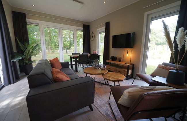 2 bedroom House in IJhorst with swimming pool and terrace - Photo 3