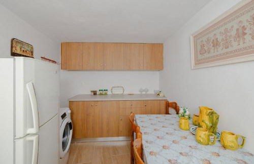 Statis House - Photo 4