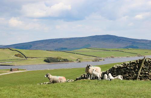 1 Hull House Cottage - Photo 29