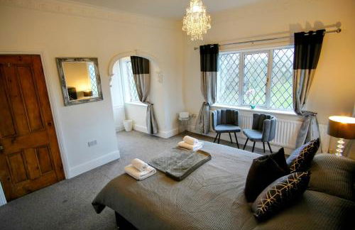 Northfield Cottage, Games & Arcade Room, Dog Friendly HS2, NEC, BHX, M42, Family Gatherings, Contractors, Hot Tube Hire Optional - Foto 39