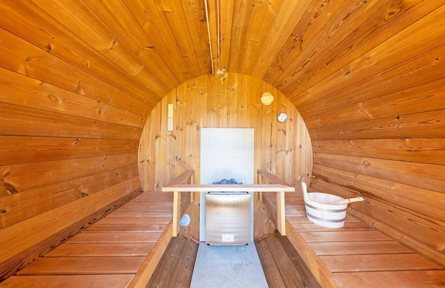 Chalet in Moulin With Sauna & Stunning Views - Foto 13