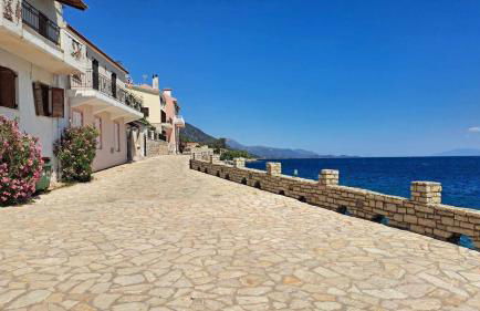 Heirlooms and Halos - Foto 55