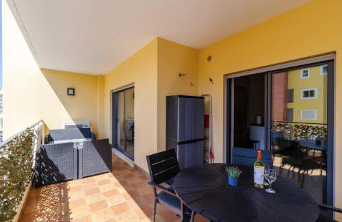 George's Quinta das Palmeiras, a 2 bedroom apartment in luxury complex, walking distance to town - Foto 18