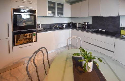 Stunning Home In Morières-Lès-Avignon - Foto 14