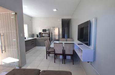 Casa Privativa - Pisicna, AR, Wifi, 2 quartos, 2 Banheiros, Garagem - Porto Belo, Perequê - Photo 2