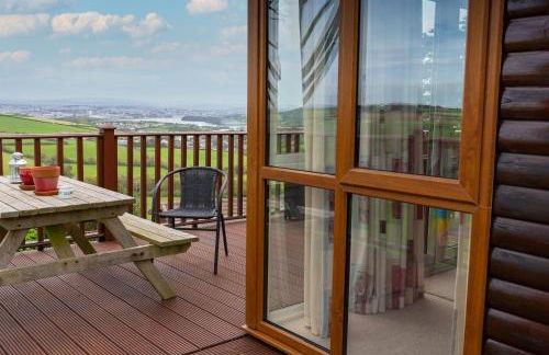 Finest Retreats - Whitsand Bay Lodge - Photo 34
