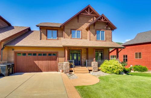 Hot Tub and Golf Course Views Luxe Sturgis Home! - Foto 44