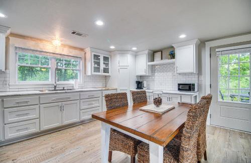 Rural Spiro Getaway with Private Deck! - Foto 5