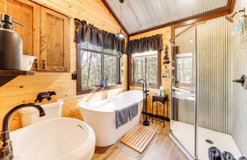 Bluebird Treehouse Near Kiamichi Mtns with Hot Tub - Foto 11