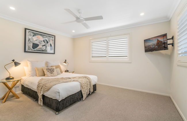 Newcastle Short Stay Apartments - Adamstown Townhouses - Photo 1