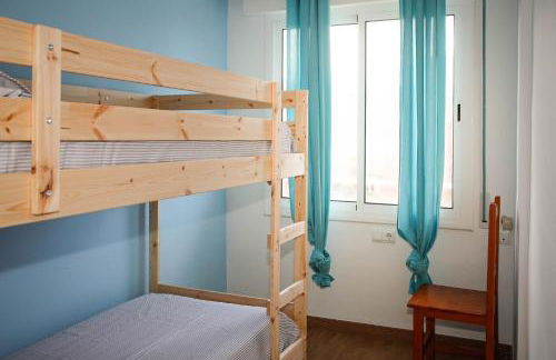 AT059 Reformed & Beach Views, Airco, WiFi - Foto 9