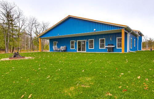 2 Mi to Lake Michigan Green Bay home with patio - Foto 1