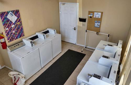 B Lakefront! Remodeled, Boat Slip, Patio Views, Pool, Boat Ramp, WIFI - Foto 57