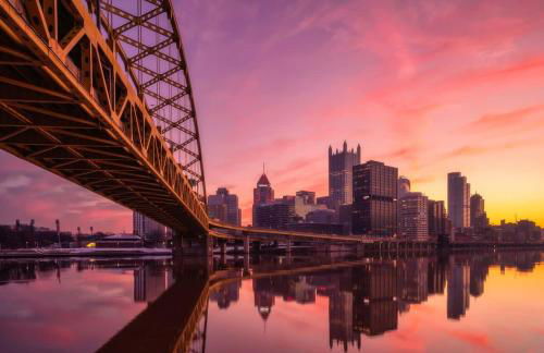 Pet Friendly 3 Bdrm House with Private Yard - Foto 39