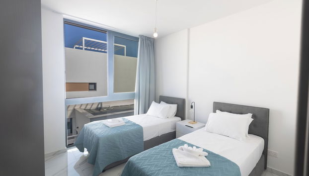 Protaras Aqua Pearl Villa Aq10 With Pool Heating - Foto 3, Habitación