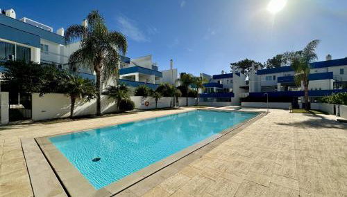 Quarteira Stylish With Pool by Homing - Foto 5