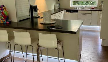 Ganzes Haus nahe Messe und nur 15 Min Zentrum-Hannover - including parking - WLAN - komplett ausgestattet - 3 Schlafräume - Whole Guest House near Fair - and only 15 Min Centre of Hannover - 3 bed rooms - highWLAN - with working places - garden - Foto 2