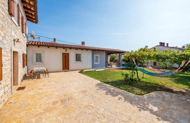 Charming House With Garden and BBQ in Galizana - Photo 33