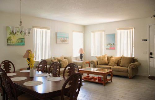 Relaxing Villa near the Parks! - Foto 7