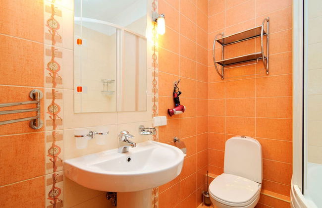 Feelathome on Lower Nevsky - Photo 58