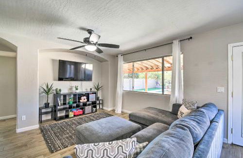 1 Mi to Surprise Stadium! Desert Poolside Oasis - Foto 6