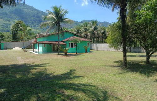 A Melhor Chácara com Piscina, Próxima à Praia! - Foto 1