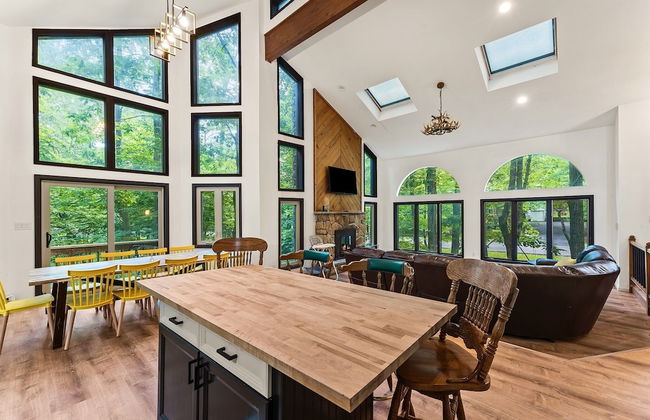 Waterfront Mansion W hot-tub & Pool by RedAwning - Foto 26