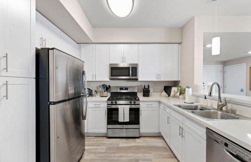 Designer Apt w Jacuzzi Walk To Casino & iMax - Foto 5