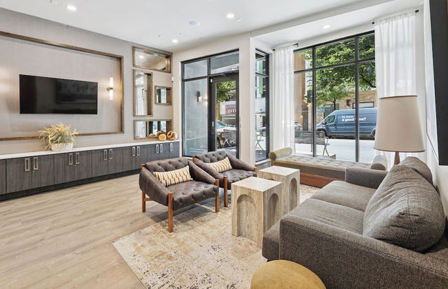 Sentral East Austin at 1630 E. Sixth - Photo 2