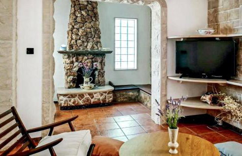 Awesome Home In Novo Selo - Foto 4