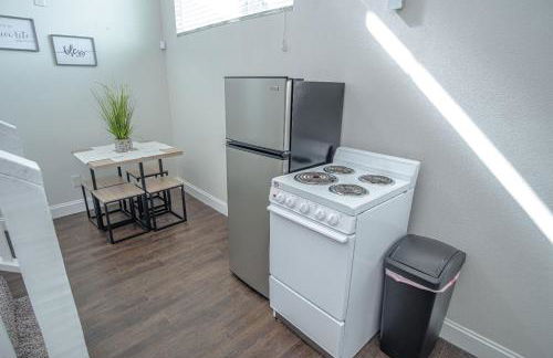 Guest House with Loft near Downtown - Foto 24