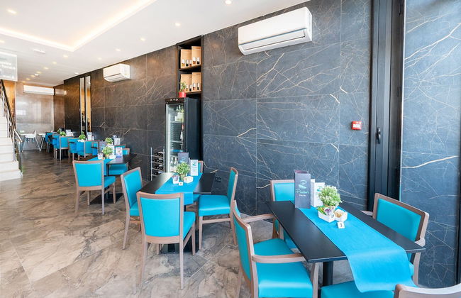 Islet Promenade Studio with Hot Tub and Panoramic Sea Views by GetawaysMalta - Foto 30