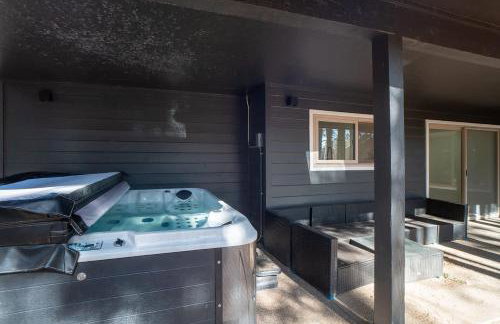 Family-Friendly Getaway Hot Tub Views EVSE - Foto 3