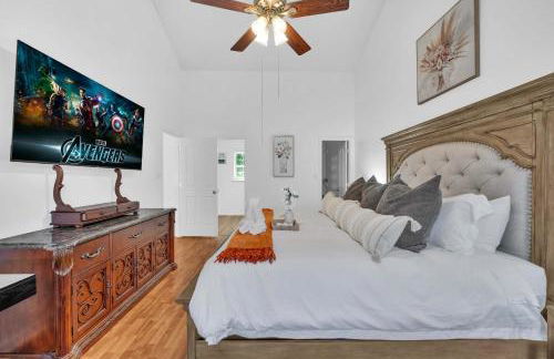 Updated University Area Home with Hot Tub Near Charlotte Your Perfect Retreat - Foto 21