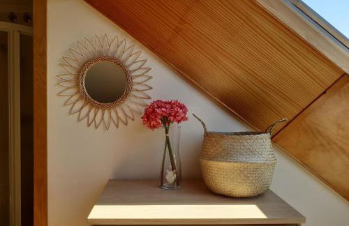 Atico con terraza y piscina comunitaria - Foto 10