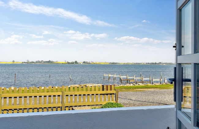 "Tameka" - 10m to the fjord - Foto 13