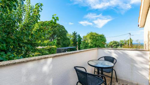 House Poljica with a pool - Foto 5