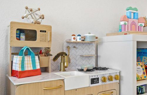 South Austin Pool & Sauna 4BR w Firepit & Playroom - Foto 2